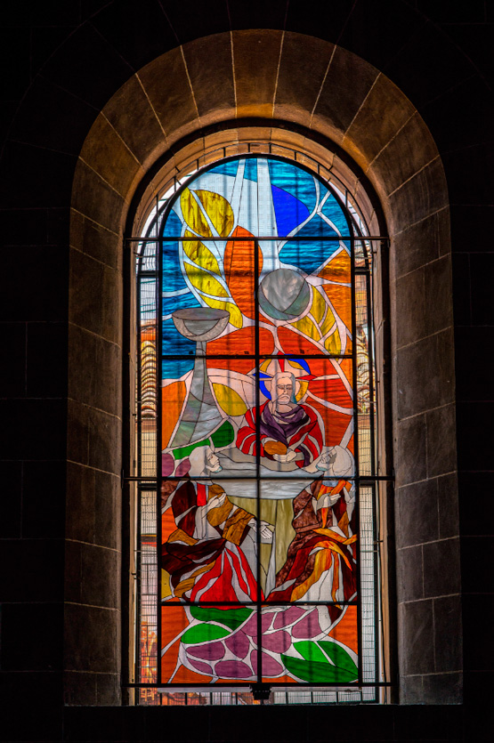 comunion-catedral-san-gil-vitrral-ventanal-